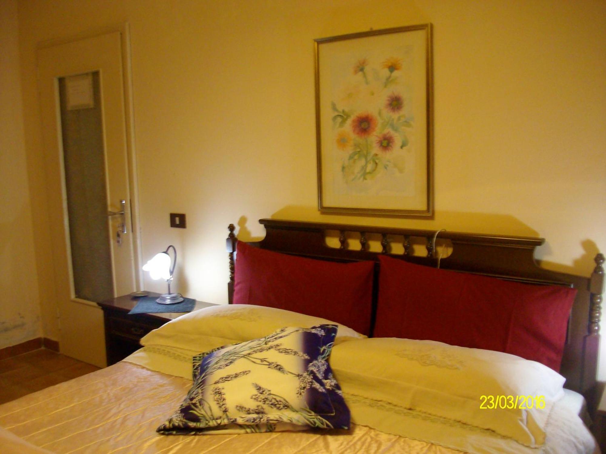 B&B San Nicola Serramazzoni Luaran gambar