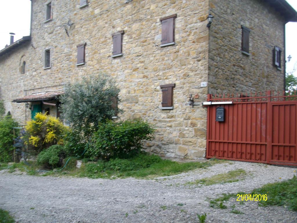 B&B San Nicola Serramazzoni Luaran gambar