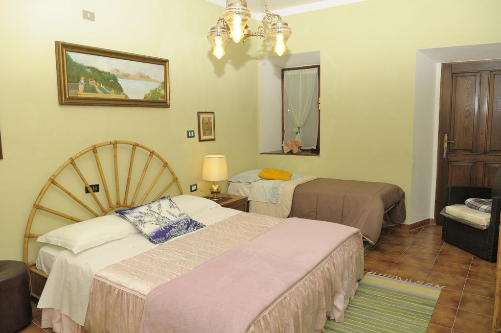 B&B San Nicola Serramazzoni Luaran gambar