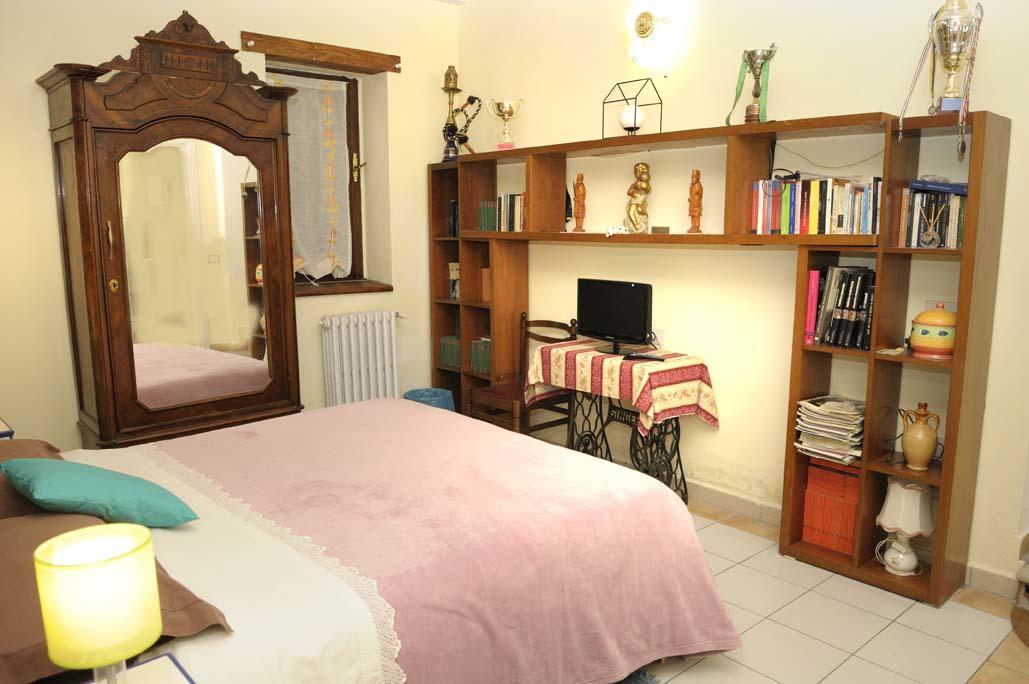 B&B San Nicola Serramazzoni Luaran gambar